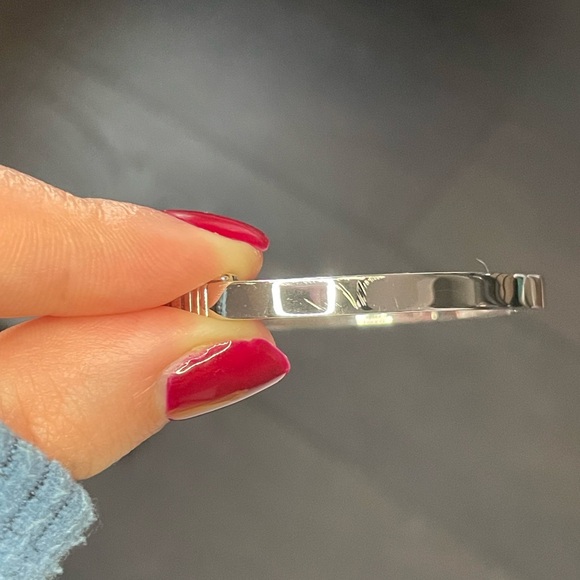 Ring Concierge Fluted White Gold Bangle 17 cm - Picture 6 of 15